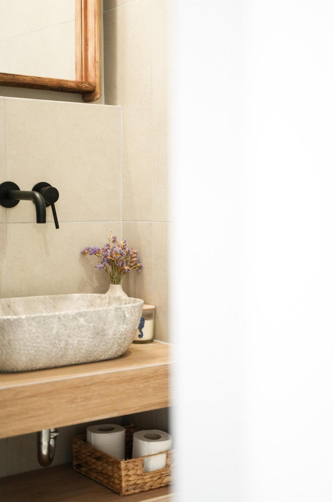 Pyrra Apartments Скирос Екстериор снимка