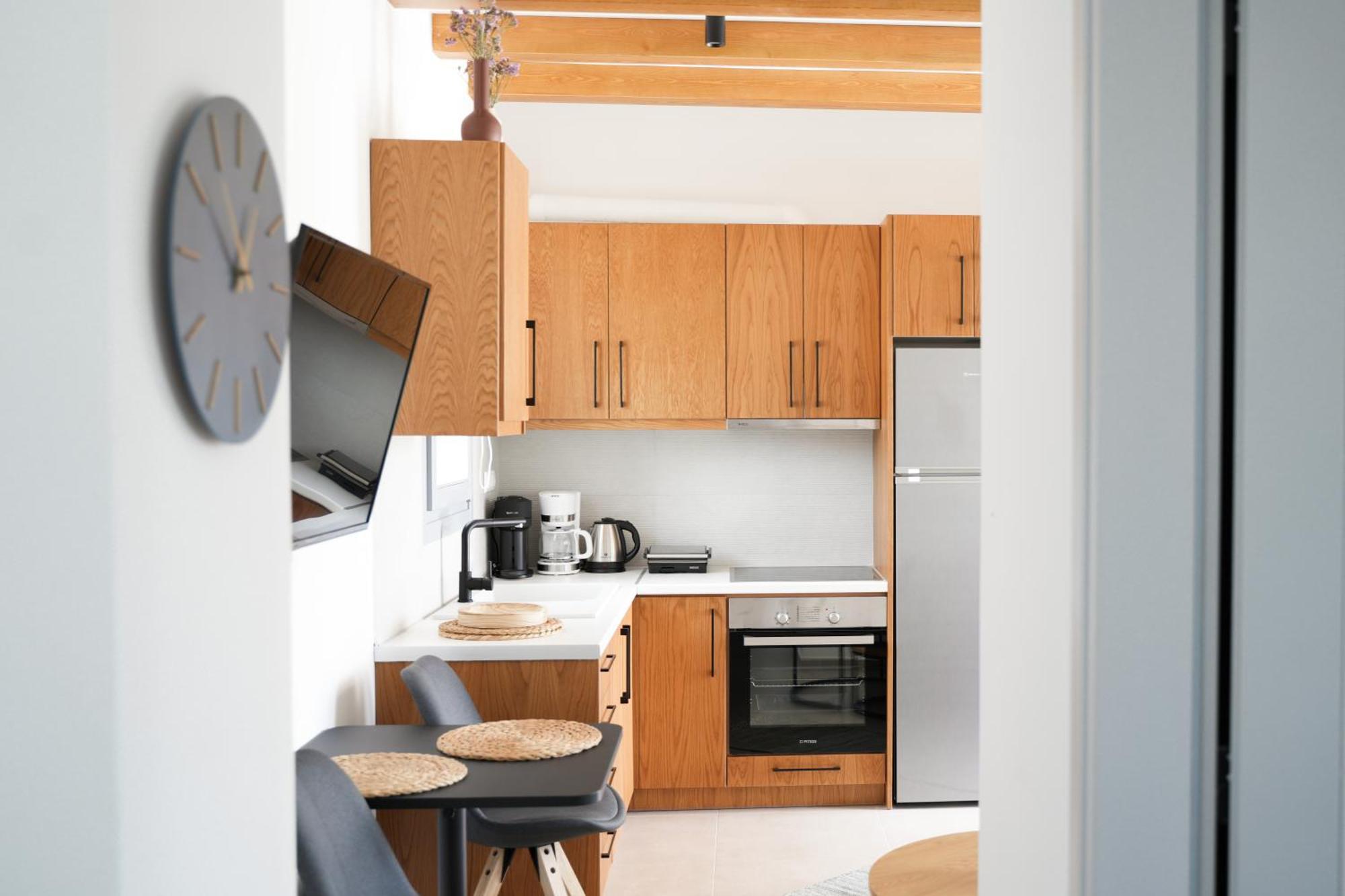 Pyrra Apartments Скирос Екстериор снимка