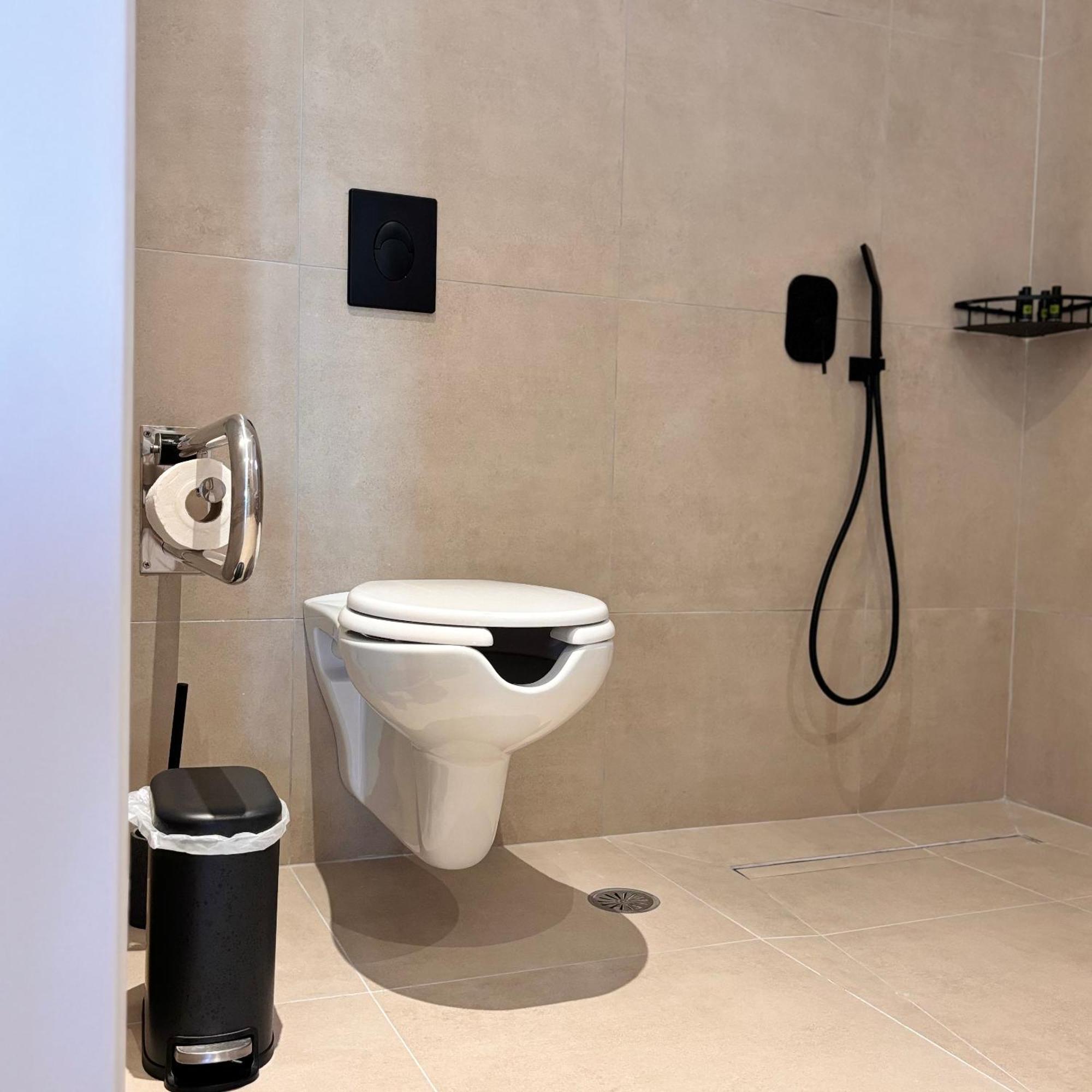 Pyrra Apartments Скирос Екстериор снимка